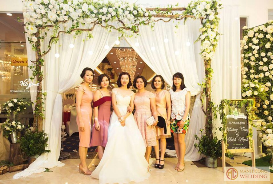 Cưới hỏi trọn gói mạnh công tại Phố Huế Hoàn Kiếm