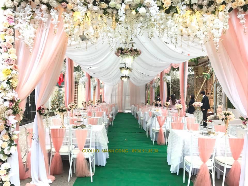 Dịch vụ cho thuê bàn ghế đám cưới tại Láng Hạ 